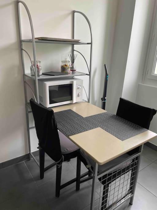 Studio centre ville de Briançon - Appartement 1 Chambre - 18