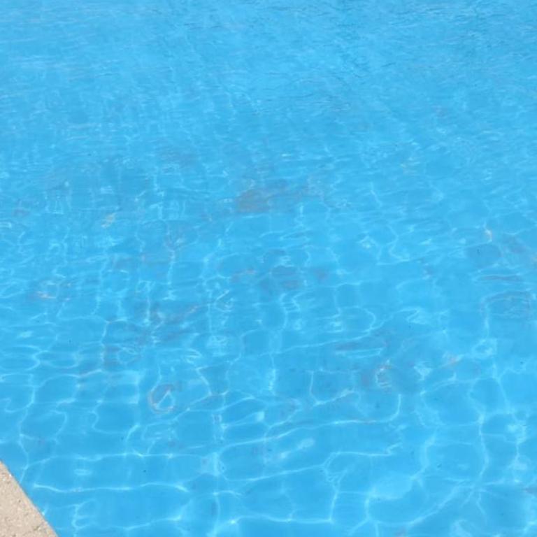 Departamento con PILETA y gran balcón terraza con quincho y asador propio - Apartamento de 1 dormitorio - 2