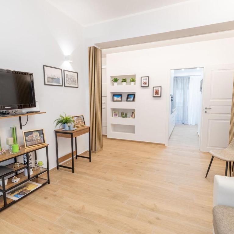 LE TRE CHIAVI Apartment - Double Room with Private External Bathroom - 10