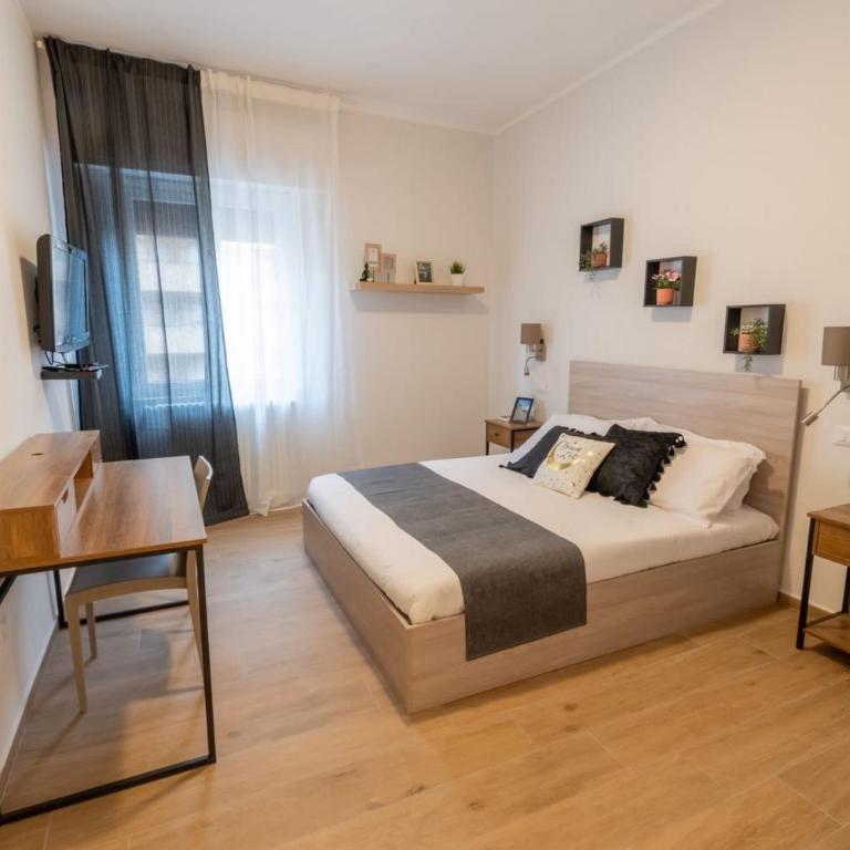 LE TRE CHIAVI Apartment - Double Room with Private External Bathroom - 3