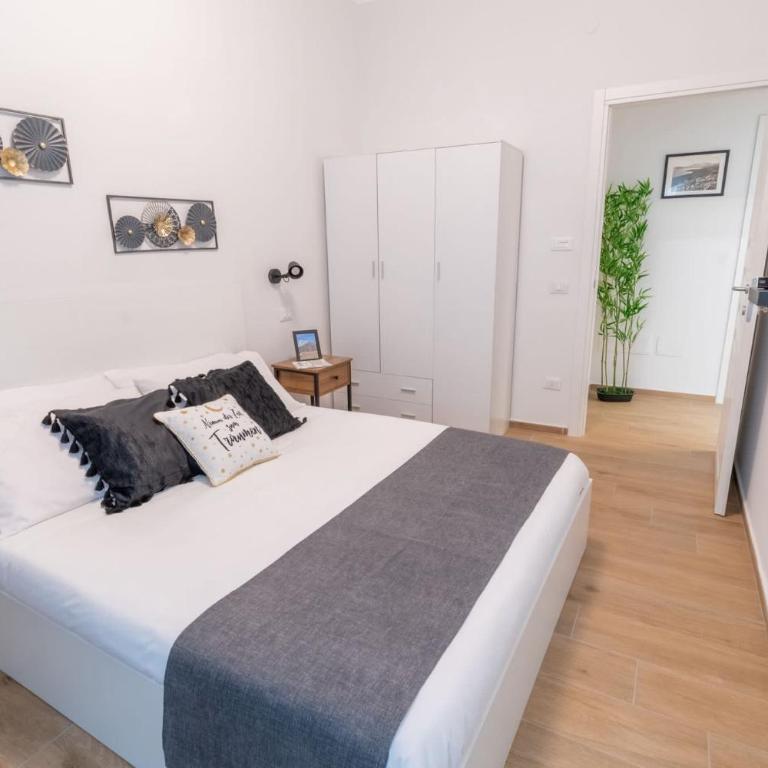 LE TRE CHIAVI Apartment - Double Room with Private Bathroom - 3
