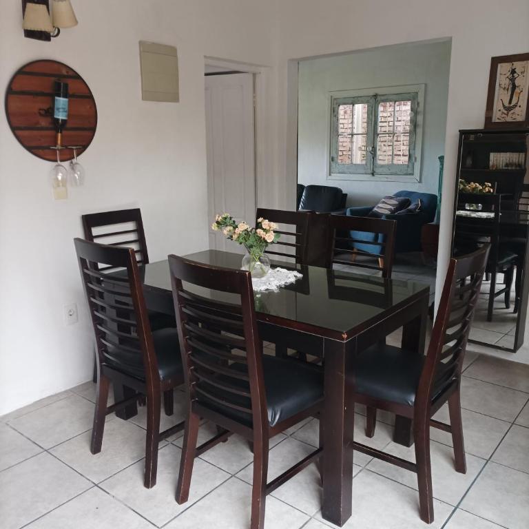 Cómodo Chalet en zona paradas playa mansa Punta del Este - Casa de 3 dormitorios - 8