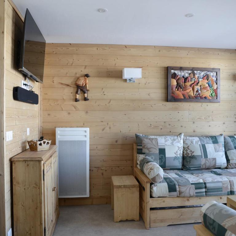 Bel appartement rénové avec accès direct aux pistes à Belle Plagne - One-Bedroom Apartment - 11