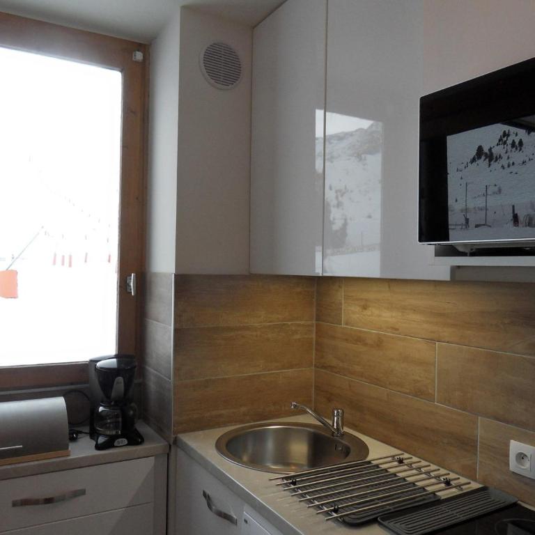 Appartement rénové ski aux pieds, balcon, 5 pers. - Appartamento con 1 Camera da Letto - 5