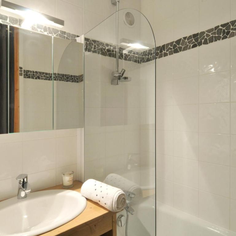 Appartement rénové skis aux pieds, parfait pour 6 pers. - Appartement 1 Chambre - 6