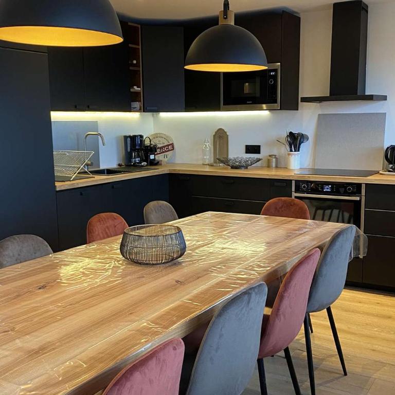 Appartement spacieux 5 pièces pour 10 pers à L'Alpe d'Huez, proche pistes et commerces - FR-1-405-347 - Appartement - 5