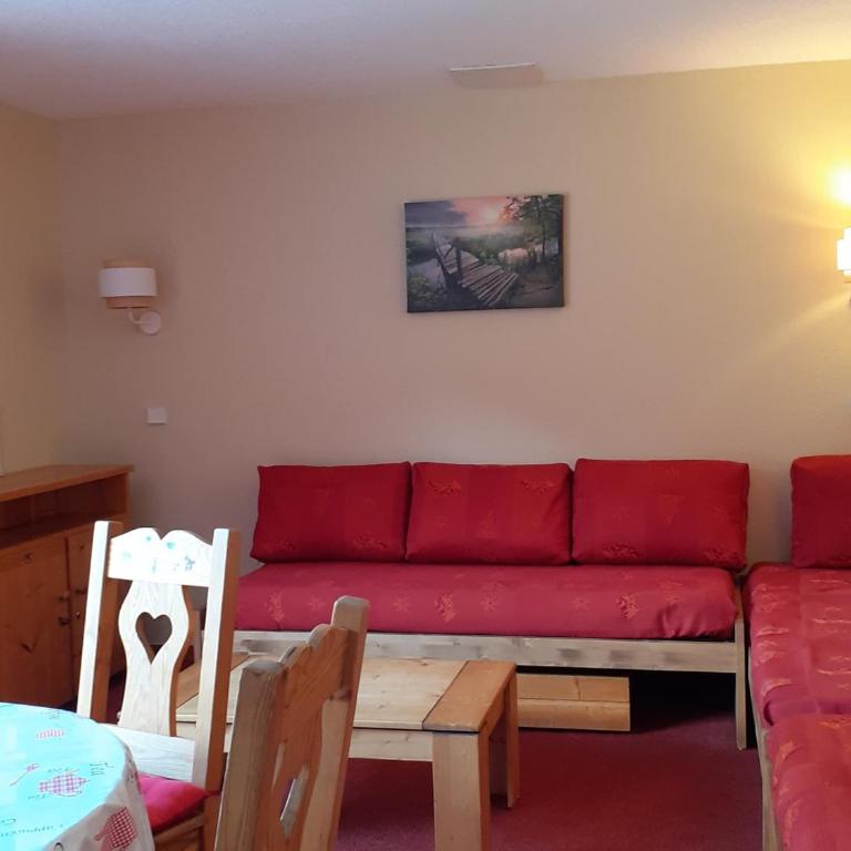 Appartement spacieux, ski aux pieds avec balcon, 5 pers - Apartamento de 1 dormitorio - 2