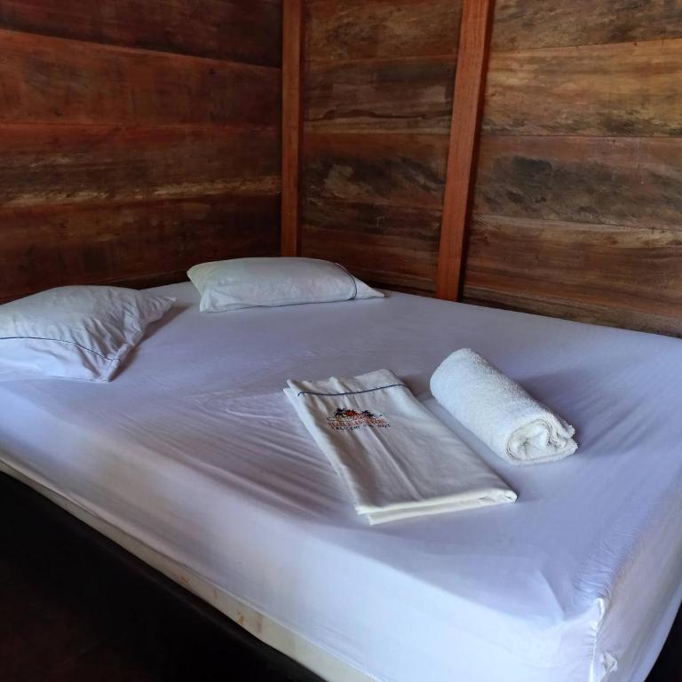 Hugos Place Baru - Double Room with Balcony - 3