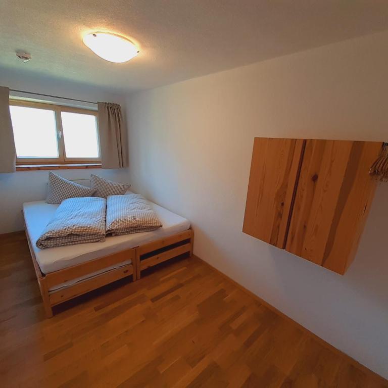 Biohof der Veitenhof - Ferienwohnungen und Chalet im Ötztal mit Wellness und Skipass - Apartment mit 2 Schlafzimmern und Terrasse - 10