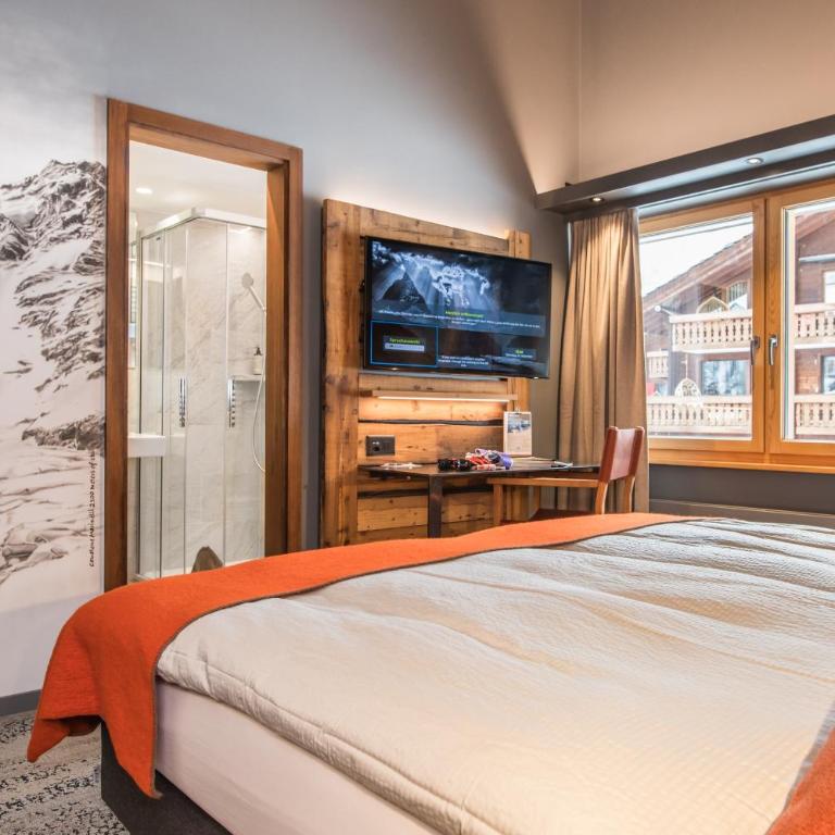 BaseCamp Hotel - Doppelzimmer mit Talblick - 3