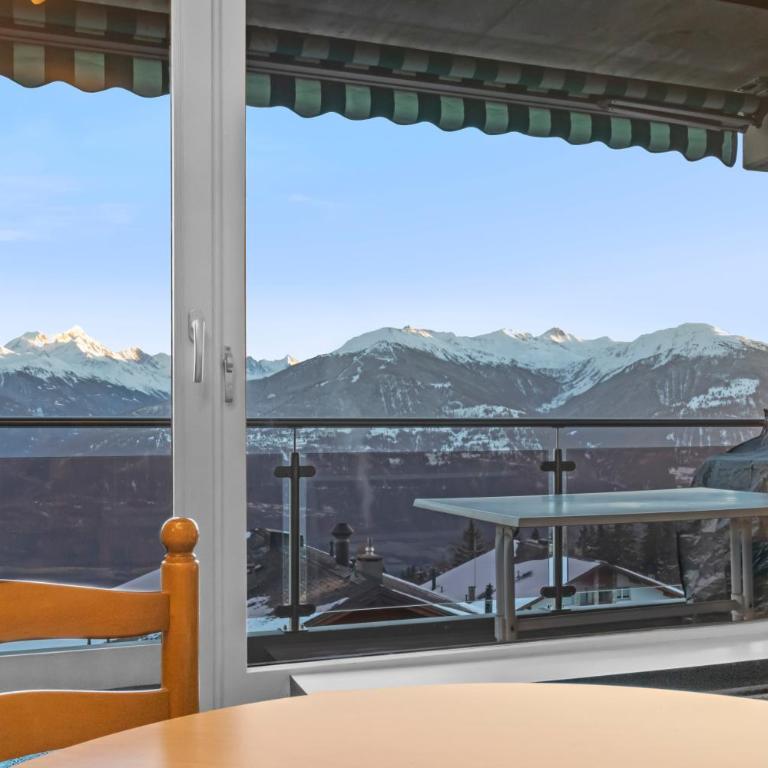 Logement avec vue époustouflante sur les montagnes - Appartement 1 Chambre - 26