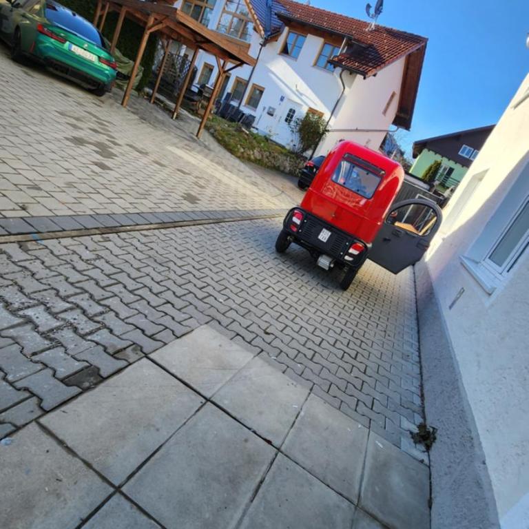 Hemma 4 U , 3 Zimmer Wohnung - Apartment mit 3 Schlafzimmern - 2
