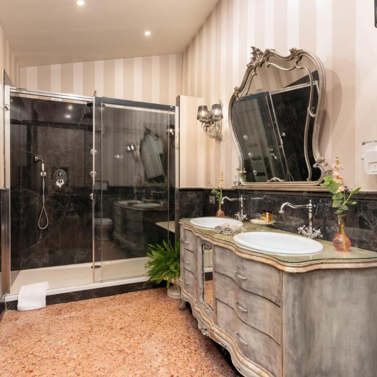 Piazza Pitti Palace - Residenza d'Epoca - Suite Royal - 14
