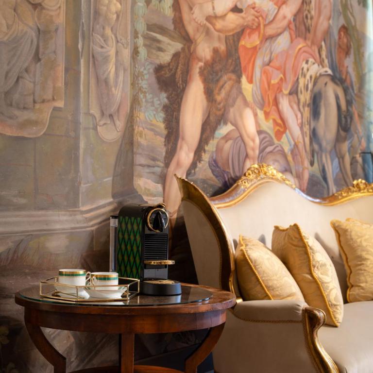 Piazza Pitti Palace - Residenza d'Epoca - Suite King con Vasca Idromassaggio - 6