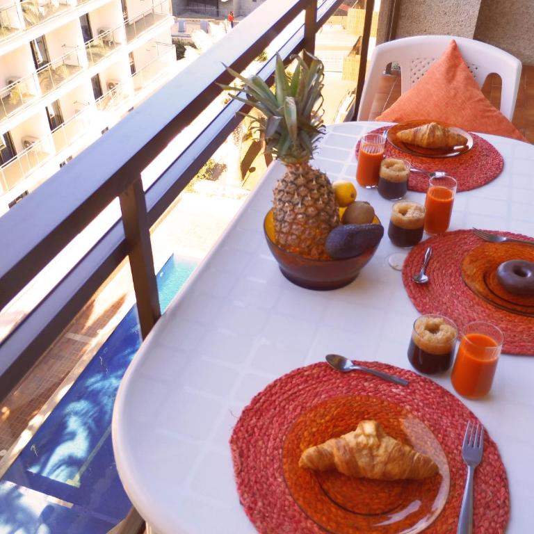 Blue Sky Montblanc - Swimming Pool & AC - One-Bedroom Apartment - 9