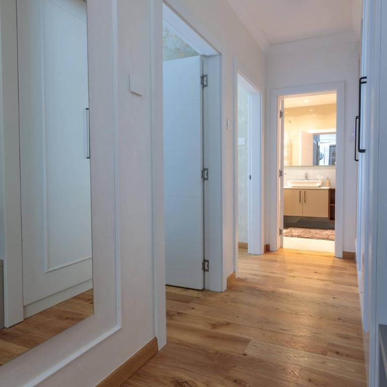 DONNER LUXURY APARTMAN - Two-Bedroom Apartment - 17