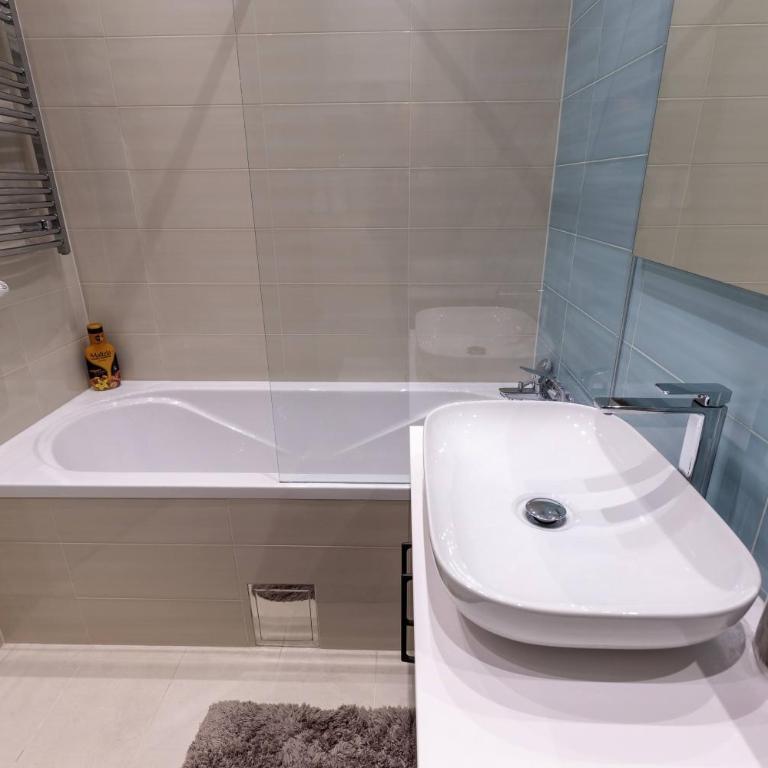DONNER LUXURY APARTMAN - Two-Bedroom Apartment - 25