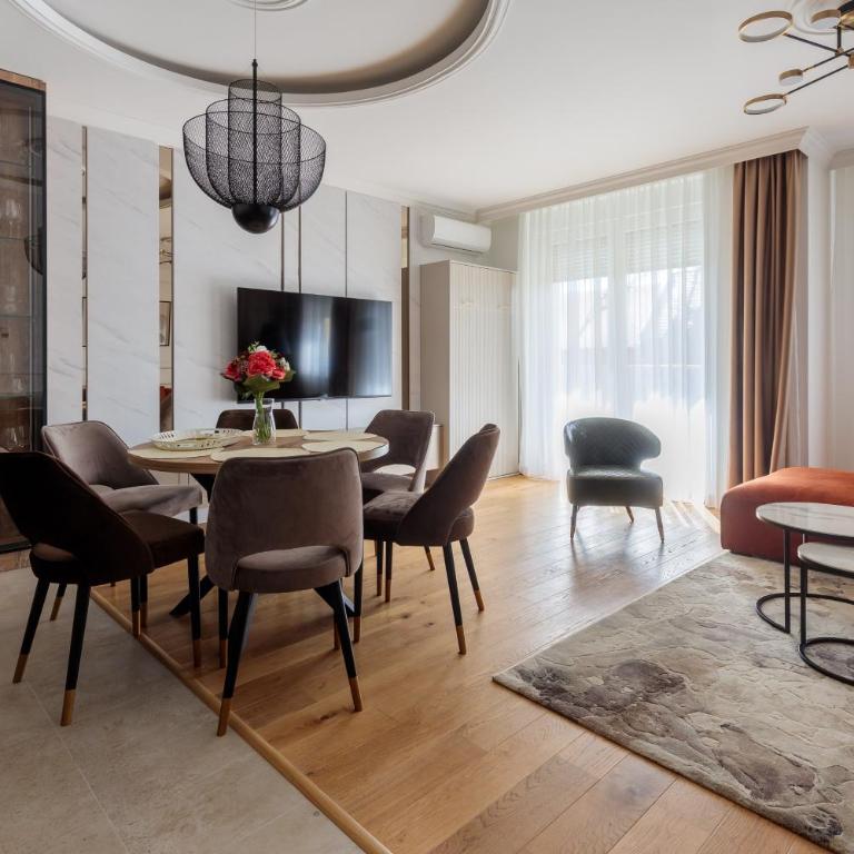 DONNER LUXURY APARTMAN - Two-Bedroom Apartment - 5