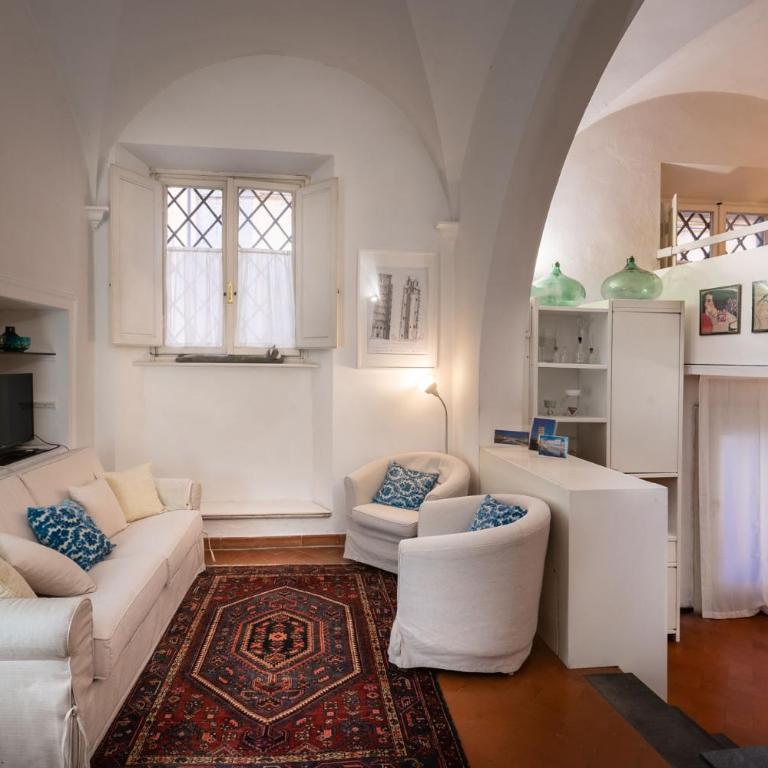 Le volte air conditioned loft - Two-Bedroom Apartment - 21