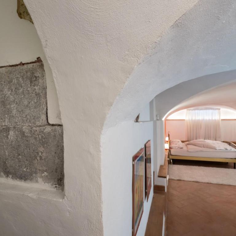 Le volte air conditioned loft - Two-Bedroom Apartment - 34