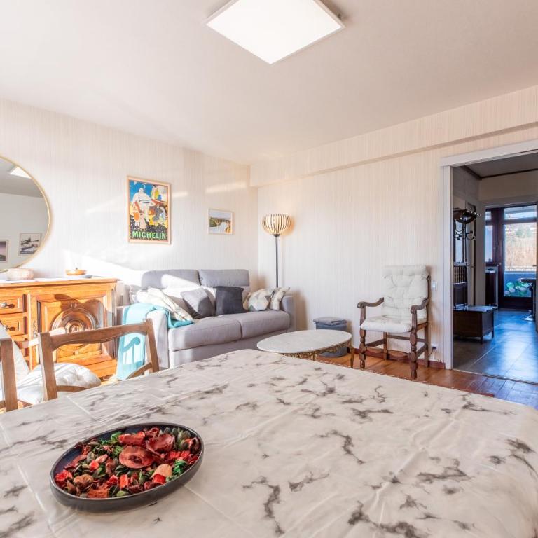 Entre VILLE et NATURE - Les Hauts de Clermont avec GARAGE gratuit - Appartement 2 Chambres - 16