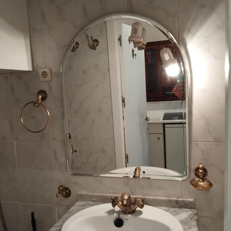 Apartamento María - Three-Bedroom Apartment - 9
