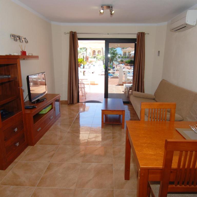 Beachfront Residence Las Americas - TRG - Apartamento con vistas a la piscina - 9