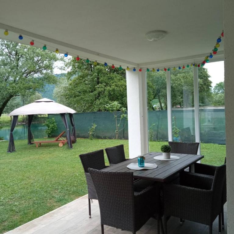 Holiday Home Racic - Two-Bedroom House - 18
