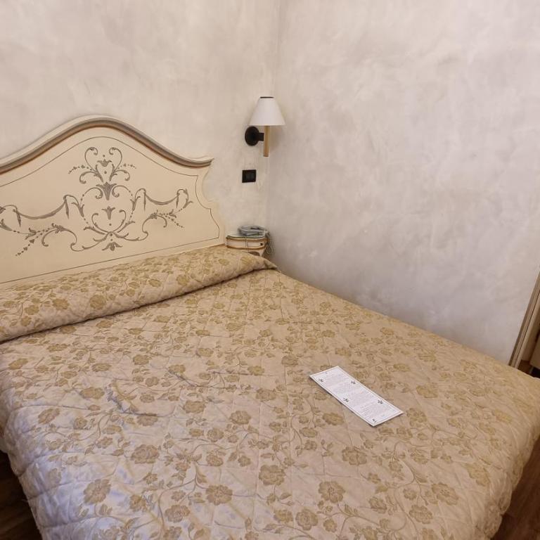 Hotel Carlton Capri - Camera Matrimoniale Classic - 5