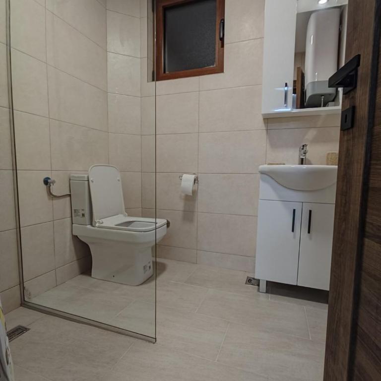 Vila&Apartments Helena - Dvokrevetna Soba sa Bračnim Krevetom i Pogledom na Park - 26