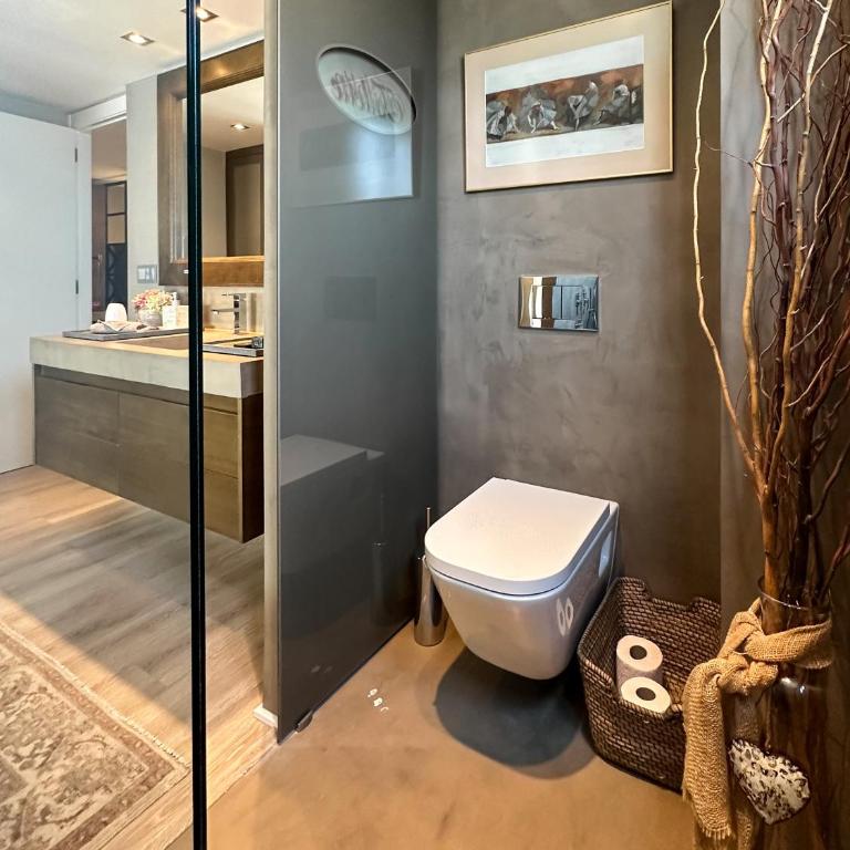 Vivienda de Lujo junto al Mar - Three-Bedroom Apartment - 20