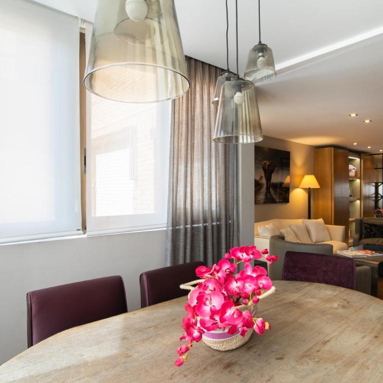 Vivienda de Lujo junto al Mar - Three-Bedroom Apartment - 10