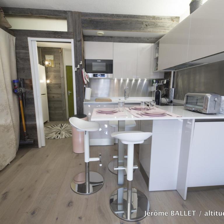 NID DOUILLET DE FLAINE - Studio - 2