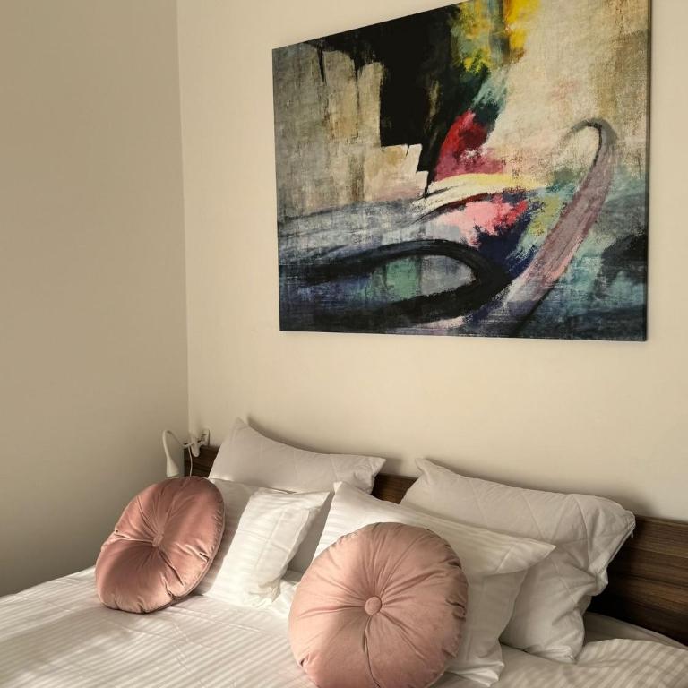 Balconia sunny apartment in centre of Belgrade - One-Bedroom Apartment - 11