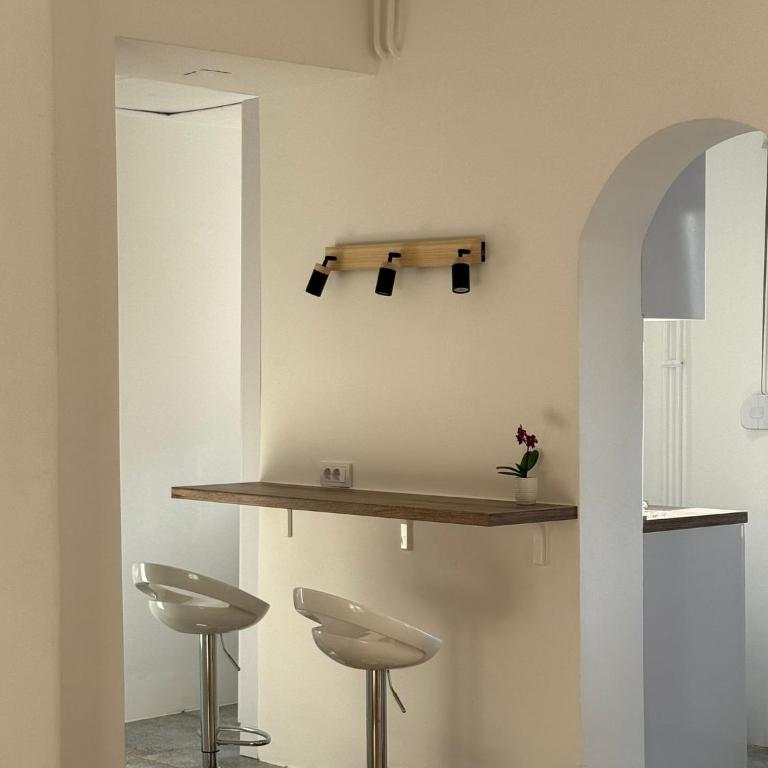 Balconia sunny apartment in centre of Belgrade - One-Bedroom Apartment - 23