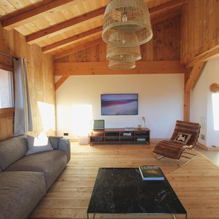 CHEZ NONNA - Charmant demi-chalet à la montagne - Appartement - 5