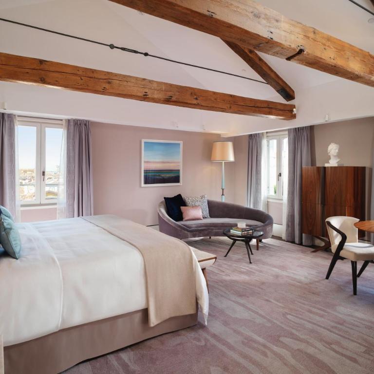 The St. Regis Venice - Camera King con Terrazza e Vista Canale - 3