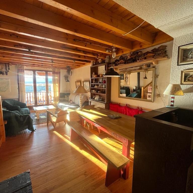 Duplex 3 Pièces - Vue Lac et Montagnes - Parking Inclus - Appartement 2 Chambres - 1