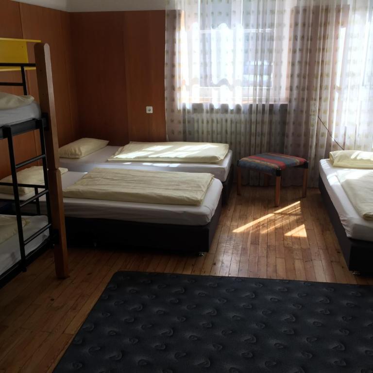 Jugendhotel Nürnberg - Fünfbettzimmer - 4