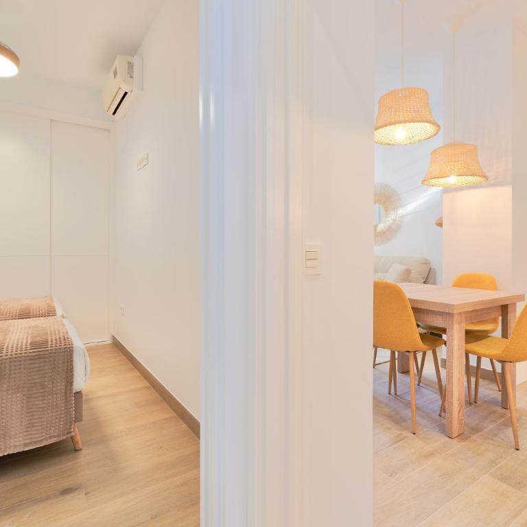 iloftmalaga Marina Playa Huelin - Apartamento de 2 dormitorios - 11