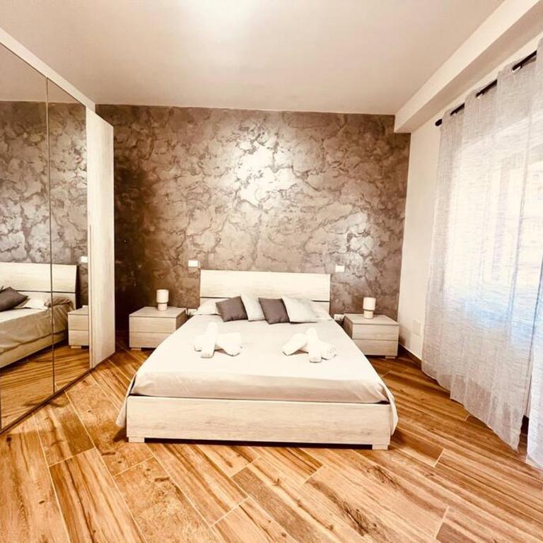 15 Min. Colosseo 1 - Casa di Giò - Two-Bedroom Apartment - 13