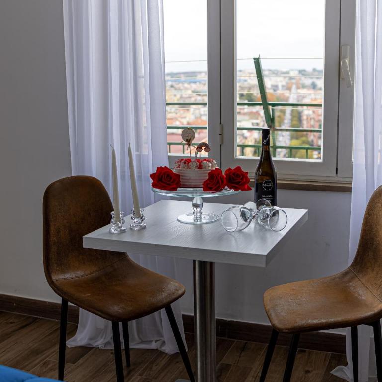Nel Cuore di Parthenope - Suite con Vasca Idromassaggio e Vista Città - 10
