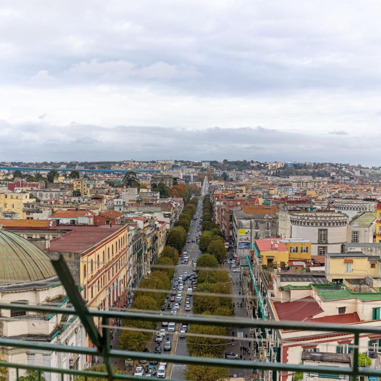 Nel Cuore di Parthenope - Suite con Vasca Idromassaggio e Vista Città - 31