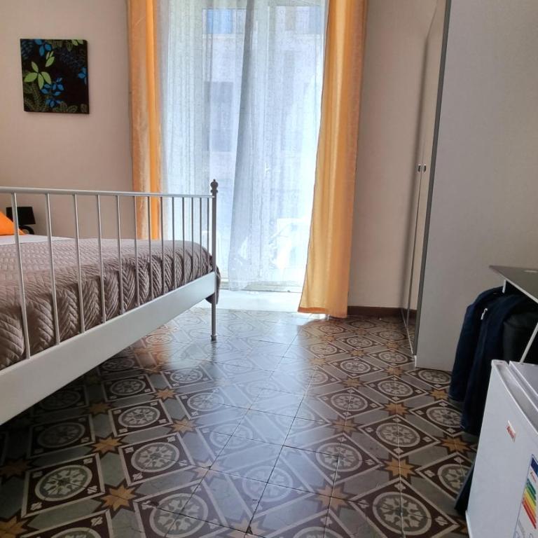 Cortile Stesicoro - King Room with Balcony - 11