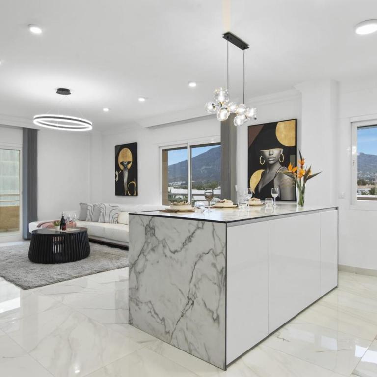 Vistas al mar en el centro de Puerto Banús 3 4H - Apartamento con vistas al mar - 11