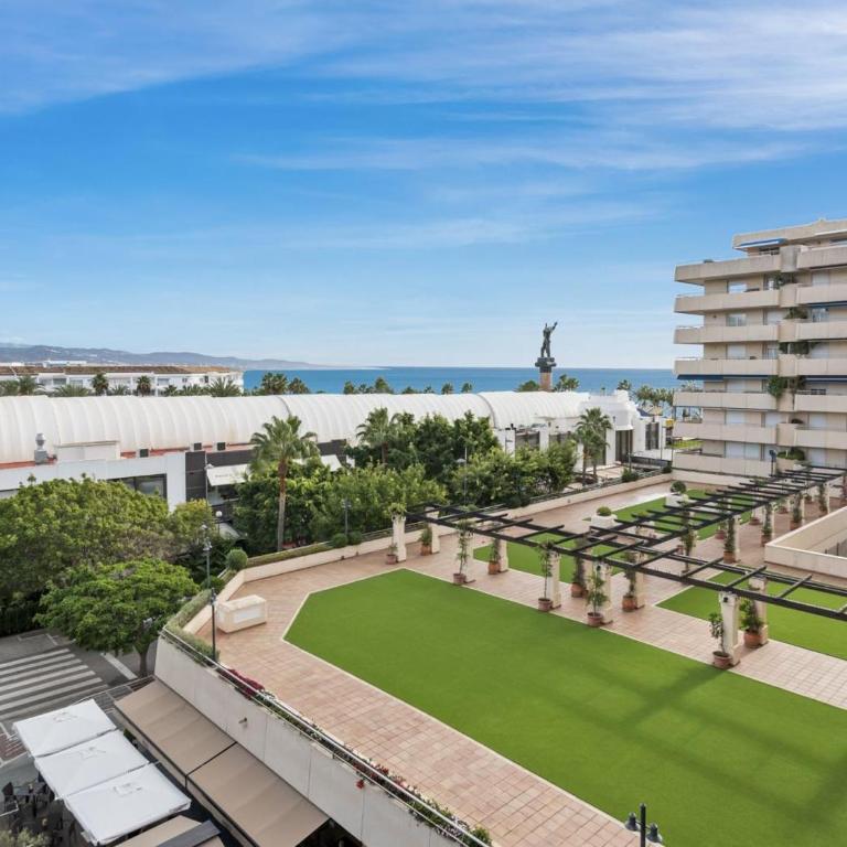 Vistas al mar en el centro de Puerto Banús 3 4H - Apartamento con vistas al mar - 24