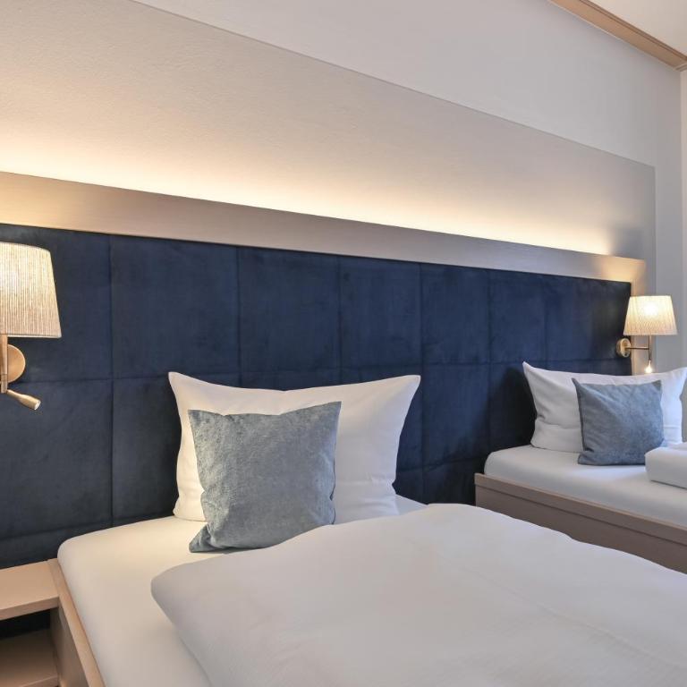 Gästehaus Sankt Ulrich - Zweibettzimmer mit Balkon - 6