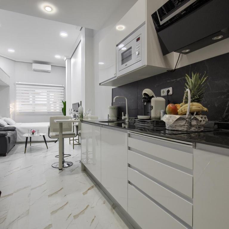 Lovely Apartment in Gran Via Madrid - Apartamento Estudio - 1