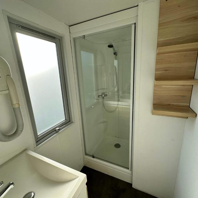 Camping L' Arlesienne - Mobile Home Confort (6 Personnes) - 8