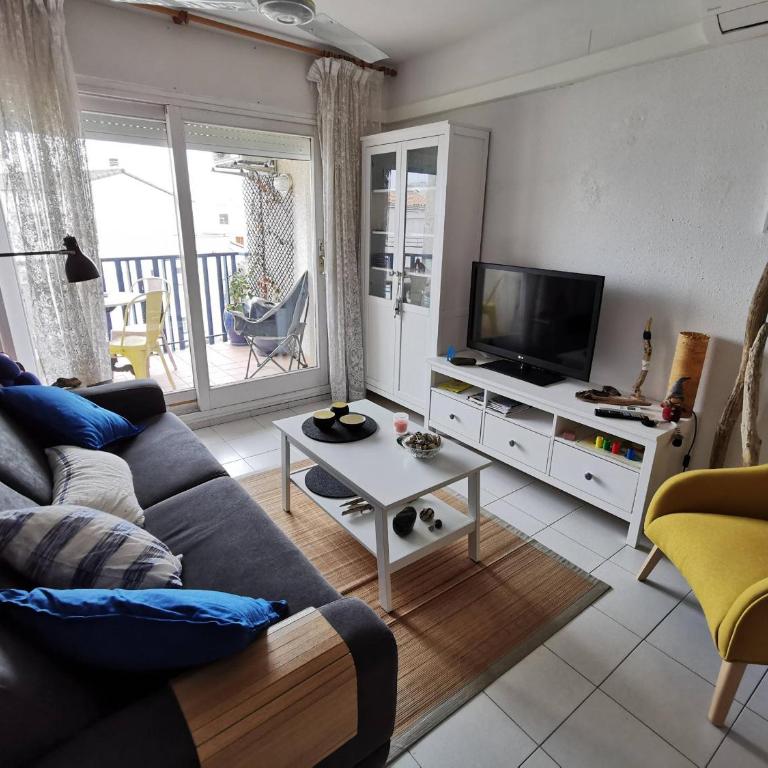 Apartamento a 250m de la playa con terraza, aire acondicionado y WIFI - ES-89-95 - Apartamento - 5